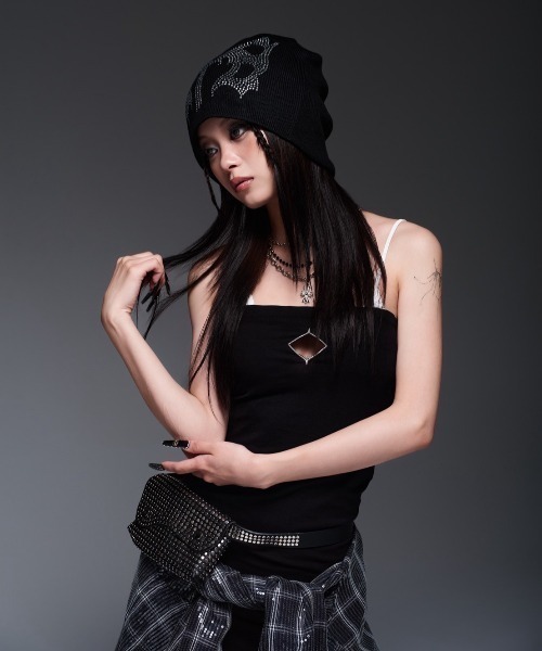 ROYAL FLASH(ロイヤルフラッシュ)の「MITSUKI/ミツキ/BUST POINT FIT DRESS(ワンピース・レディース・ブラック/グレー・F)」の5枚目の写真