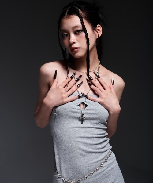 ROYAL FLASH(ロイヤルフラッシュ)の「MITSUKI/ミツキ/BUST POINT FIT DRESS(ワンピース・レディース・ブラック/グレー・F)」の11枚目の写真