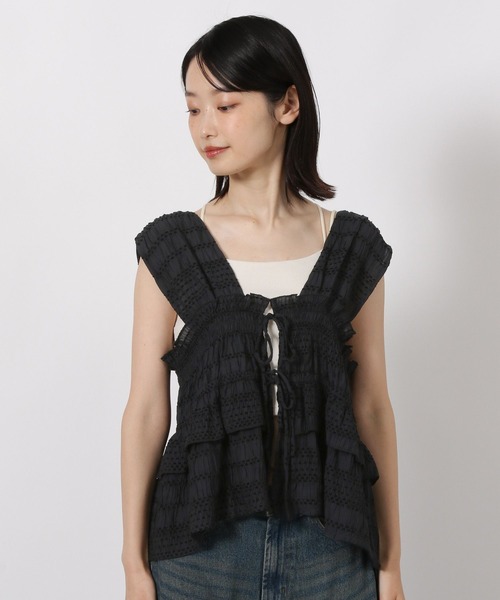 LAKOLE（ラコレ）の「モールストライプビスチェ / 588561（ベスト・レディース・アイボリー/ブラック/ブラウン/テラコッタ・FREE）」の14枚目の写真