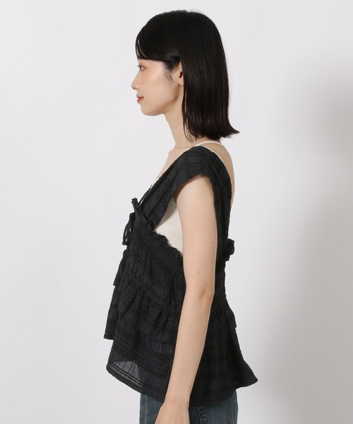 LAKOLE（ラコレ）の「モールストライプビスチェ / 588561（ベスト・レディース・アイボリー/ブラック/ブラウン/テラコッタ・FREE）」の15枚目の写真