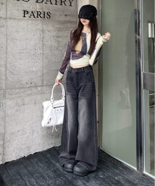 ヴィンテージライクセミワイドブラックデニム（デニムパンツ