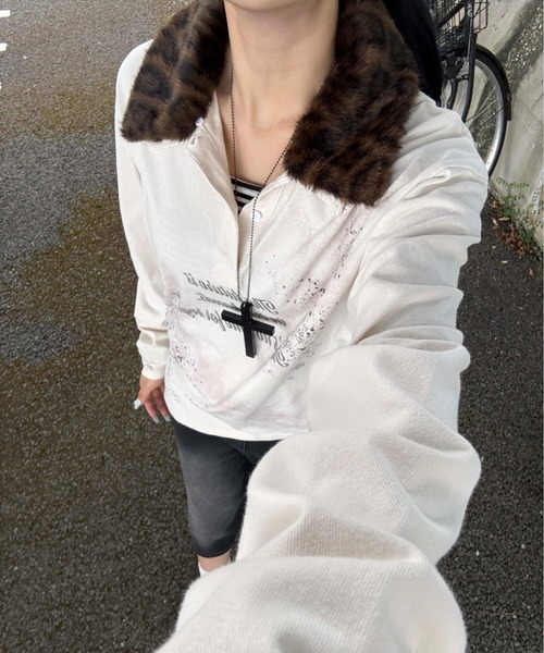 sedacle（セダクル）の「レオパードファーカラーロンT（Tシャツ/カットソー・レディース・アイボリー/ブラック・LARGE/MEDIUM/SMALL）」の2枚目の写真