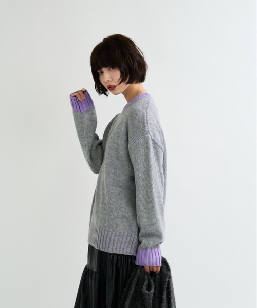 A.D.C.L.（エーディーシーエル）の「配色リブ バイカラー オーバーサイズ ニットプルオーバー（ニット/セーター・レディース・イエロー/パープル/グリーン/ピンク・M/L）」の14枚目の写真