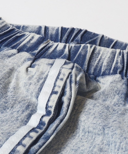 coca（coca）（コカ）の「キッズ　デニムサイドラインジョガーパンツ（デニムパンツ・キッズ・ブラック/ライトブルー・120/130/140/150）」の15枚目の写真