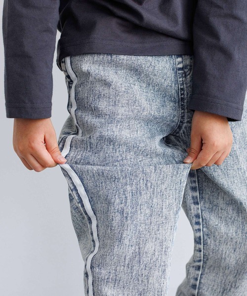 coca（coca）（コカ）の「キッズ　デニムサイドラインジョガーパンツ（デニムパンツ・キッズ・ブラック/ライトブルー・120/130/140/150）」の8枚目の写真