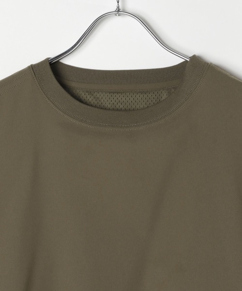 BAYFLOW（ベイフロー）の「【ストレッチ・イージーケア・吸水速乾・マシンウォッシャブル】SOLOTEXプルオーバー（その他トップス・メンズ・カーキ/ブラック・LARGE/MEDIUM）」の17枚目の写真