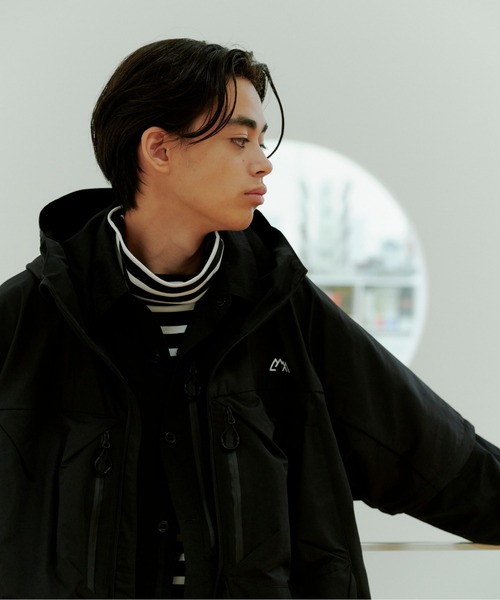 CMF OUTDOOR GARMENT(シーエムエフアウトドアガーメント)の「CMF OUTDOOR GARMENT/シーエムエフ アウトドアガーメント 別注 GUIDE SHELL(マウンテンパーカー・メンズ・ブラック/グレー・L/S/M)」の20枚目の写真