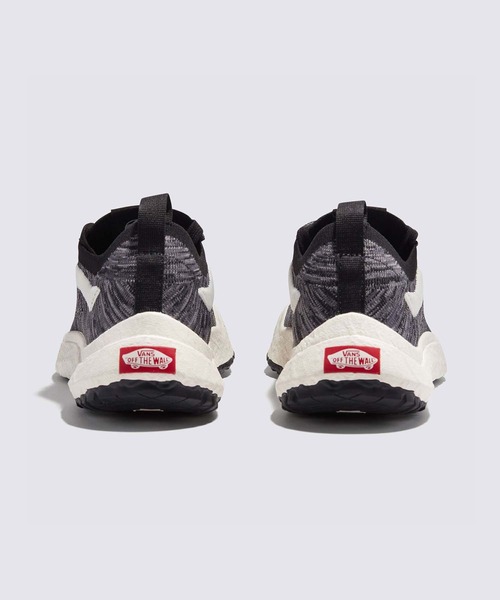 VANS(バンズ)の「ウルトラレンジ VR3 ニット / MTE UltraRange VR3 SPACE DYE G VN000CWF11H1(スニーカー・メンズ・グレー・9/8.5/8/7.5/7/6.5/6/5.5/5/4.5/4)」の3枚目の写真