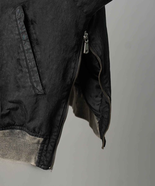 MAISON SPECIAL（メゾンスペシャル）の「《UNISEX》Prime-Over Vintage Like Nylon MA-1 Bomber Jacket/プライムオーバーヴィンテージライクナイロンMA-1ボンバージャケット【MAISON SPECIAL/メゾンスペシャル】（MA-1・メンズ・ブラック/グレイッシュベージュ/カーキ・0/1/2）」の12枚目の写真