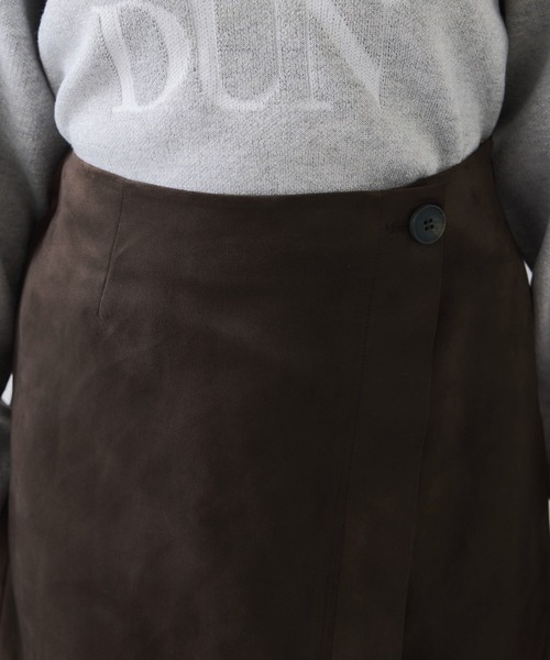 VIS(ビス)の「釦ポイントスエードライクミニスカート(スカート・レディース・ブルー系その他4/ダークブラウン・FREE)」の13枚目の写真