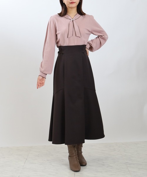 ASTORIA ODIER（アストリアオディール）の「配色ボウタイパールビジュー付きニット（ニット/セーター・レディース・アイボリー/ブラック/ピンクベージュ/ブラウン・MEDIUM/LARGE）」の12枚目の写真