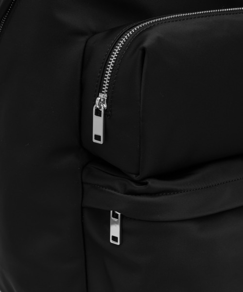 THREE POCKET BACKPACK（バックパック/リュック）｜MM6 Maison