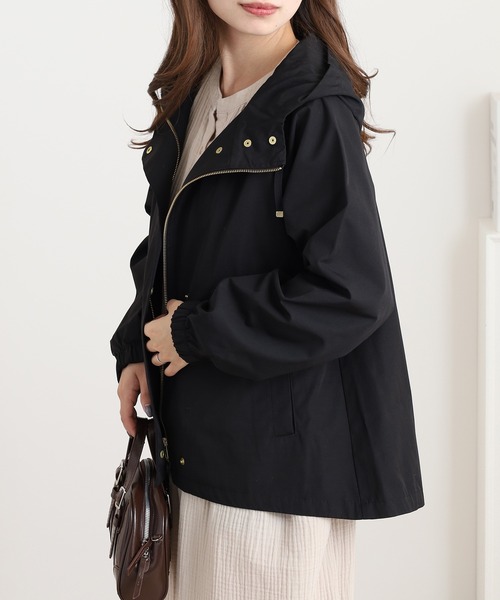 OMNES（オムネス）の「撥水加工マウンテンパーカー（マウンテンパーカー・レディース・ベージュ/ネイビー/レンガ/キャメル/ブラック/カーキ・M）」の19枚目の写真