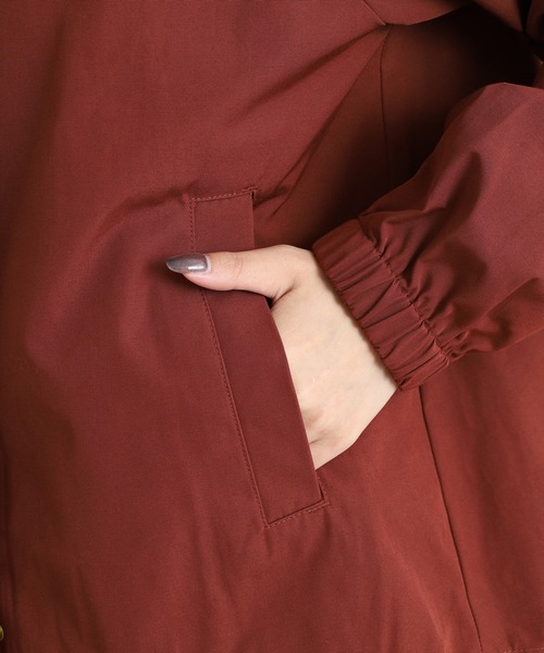 OMNES（オムネス）の「撥水加工マウンテンパーカー（マウンテンパーカー・レディース・ベージュ/ネイビー/レンガ/キャメル/ブラック/カーキ・M）」の10枚目の写真