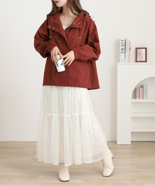 OMNES（オムネス）の「撥水加工マウンテンパーカー（マウンテンパーカー・レディース・ベージュ/ネイビー/レンガ/キャメル/ブラック/カーキ・M）」の17枚目の写真