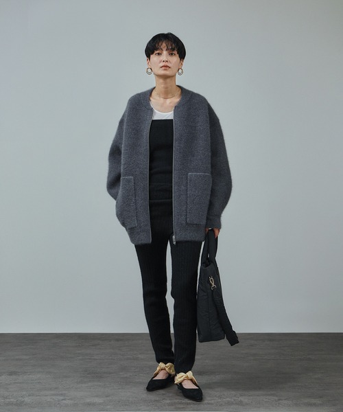 SALON adam et rope'（サロン アダム エ ロペ）の「【WEB限定】軽量パフナイロン2WAYショルダートート / A4対応（トートバッグ・レディース・ブラック/ベージュ系その他・FREE）」の6枚目の写真