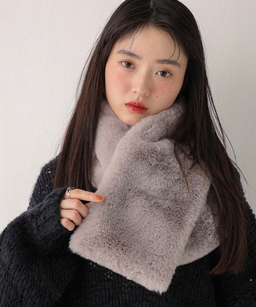 Heather(ヘザー)の「ファーティペット 599176(マフラー・レディース・ベージュ/グレー/アイボリー・ONE SIZE)」の17枚目の写真
