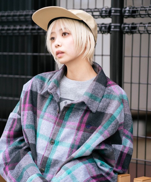 BEVERLY HILLS POLO CLUB（ビバリーヒルズポロクラブ）の「【BEVERLY HILLS POLO CLUB/ビバリーヒルズポロクラブ】シャギーチェックジャケット（その他アウター・レディース・レッド/パープル/ブラウン/グレー・MEDIUM）」の2枚目の写真