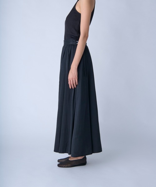 c/est(シーエ)の「【 c/est / シーエ 】 EESTERA -TUCK PLEATS SKIRT- / タックプリーツスカート 2536002 API(スカート・レディース・ブラック/ブラウン・FREE)」の7枚目の写真