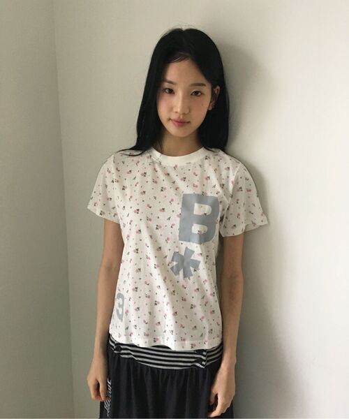 BAUF（バウフ）の「BロゴスリムフィットTシャツ[フラワーホワイト]（Tシャツ/カットソー・レディース・その他・FREE）」の8枚目の写真