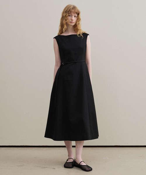 ARTID(アルティーダ)の「ボートネックベルトポイントワンピース_BLACK(ワンピース・レディース・ブラック・SMALL/MEDIUM)」の4枚目の写真