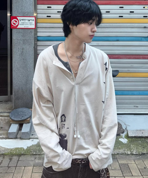 GRAVER（グレーバー）の「[UNISEX]STAR3 ヘンリーネック ロングスリーブ Tシャツ_3color（Tシャツ/カットソー・レディース・チャコール/ベージュ/ブラック・MEDIUM/LARGE）」の12枚目の写真