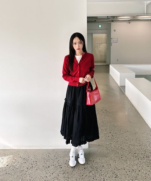 MUSINSA STANDARD WOMAN（ムシンサスタンダードウーマン）の「ウィメンズスリムクロップクルーネックTシャツ[ホワイト]（Tシャツ/カットソー・レディース・その他・SMALL/MEDIUM/LARGE/X-LARGE/X-SMALL）」の3枚目の写真