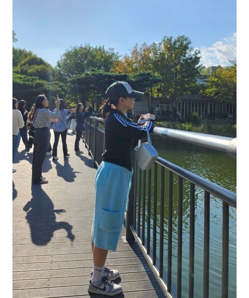 MUSINSA STANDARD WOMAN（ムシンサスタンダードウーマン）の「ウィメンズスリムクロップクルーネックTシャツ[ホワイト]（Tシャツ/カットソー・レディース・その他・SMALL/MEDIUM/LARGE/X-LARGE/X-SMALL）」の11枚目の写真