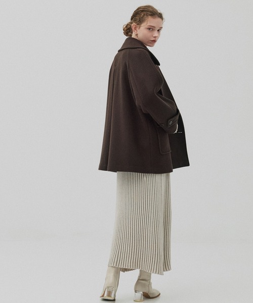 PUBLIC TOKYO（パブリックトウキョウ）の「ワイドラペルコート（ステンカラーコート・レディース・ダークグレー/ブラウン・1/2）」の11枚目の写真