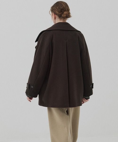 PUBLIC TOKYO（パブリックトウキョウ）の「ワイドラペルコート（ステンカラーコート・レディース・ダークグレー/ブラウン・1/2）」の12枚目の写真