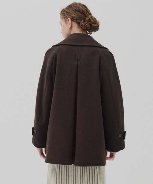 PUBLIC TOKYO（パブリックトウキョウ）の「ワイドラペルコート（ステンカラーコート・レディース・ダークグレー/ブラウン・1/2）」の15枚目の写真