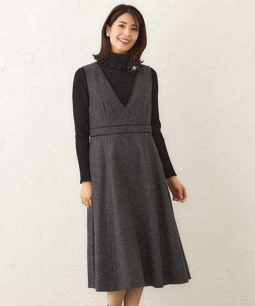TO BE CHIC(トゥー ビー シック)の「ホームスパン ジャンパースカート(ジャンパースカート・レディース・グレー系その他2/ブラック・40/42)」の2枚目の写真