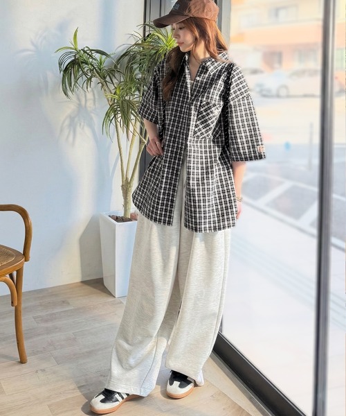 Java(ジャバ)の「《JaVaジャバコラボ》ベーシックに、垢抜けを。胸ポケット刺繍サッカーチェックシャツ(半袖)(シャツ/ブラウス・レディース・ブラック/ブラック系1/グリーン/ネイビー/ブルー・MEDIUM/SMALL/X-LARGE/LARGE)」の12枚目の写真