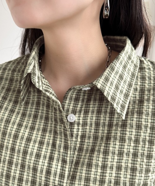 Java(ジャバ)の「《JaVaジャバコラボ》ベーシックに、垢抜けを。胸ポケット刺繍サッカーチェックシャツ(半袖)(シャツ/ブラウス・レディース・ブラック/ブラック系1/グリーン/ネイビー/ブルー・MEDIUM/SMALL/X-LARGE/LARGE)」の9枚目の写真