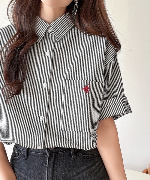 Java(ジャバ)の「《JaVaジャバコラボ》ベーシックに、垢抜けを。胸ポケット刺繍サッカーチェックシャツ(半袖)(シャツ/ブラウス・レディース・ブラック/ブラック系1/グリーン/ネイビー/ブルー・MEDIUM/SMALL/X-LARGE/LARGE)」の18枚目の写真
