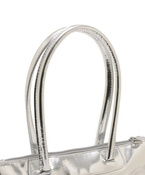 adidas(アディダス)の「adidas ADILENIUM BAG / アディダス アディレニウム バッグ(トートバッグ・レディース・シルバー・ONE SIZE)」の3枚目の写真