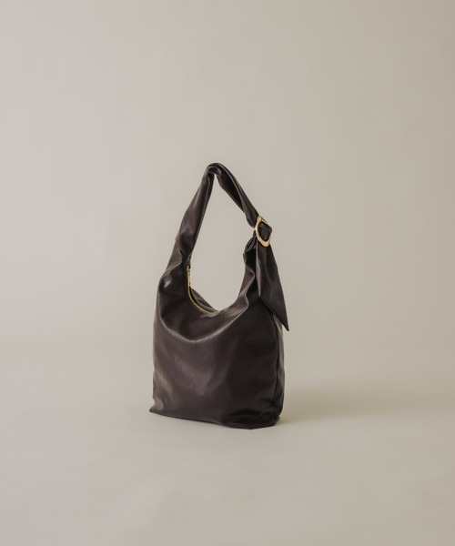 NEUNA（ヌナ）の「ワンハンドル2wayメタルバッグ（ショルダーバッグ・レディース・ブラック/ブラウン・FREE）」の7枚目の写真