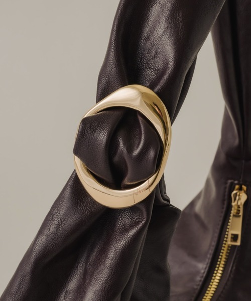 NEUNA（ヌナ）の「ワンハンドル2wayメタルバッグ（ショルダーバッグ・レディース・ブラック/ブラウン・FREE）」の11枚目の写真