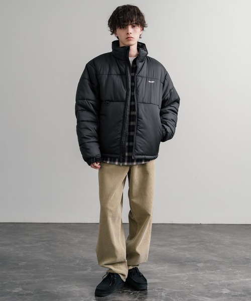 HUF（ハフ）の「HUF ハフ SEQUOIA PUFFER JACKET  REALTREE SEQUOIA PUFFER オーバーサイズワンポイントロゴ中綿ジャケット（ダウンジャケット/コート・メンズ・リアルツリーカモ/ブラック・M/L/XL）」の5枚目の写真