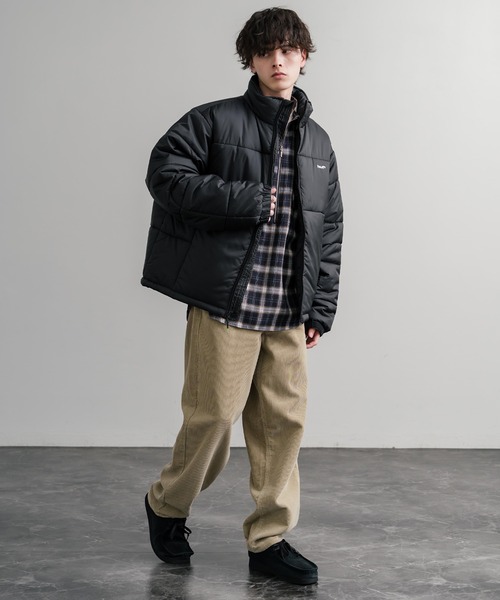 HUF（ハフ）の「HUF ハフ SEQUOIA PUFFER JACKET  REALTREE SEQUOIA PUFFER オーバーサイズワンポイントロゴ中綿ジャケット（ダウンジャケット/コート・メンズ・リアルツリーカモ/ブラック・M/L/XL）」の14枚目の写真