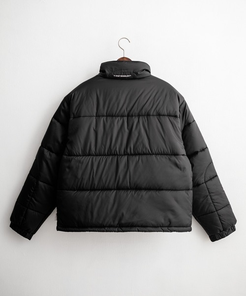 HUF（ハフ）の「HUF ハフ SEQUOIA PUFFER JACKET  REALTREE SEQUOIA PUFFER オーバーサイズワンポイントロゴ中綿ジャケット（ダウンジャケット/コート・メンズ・リアルツリーカモ/ブラック・M/L/XL）」の10枚目の写真