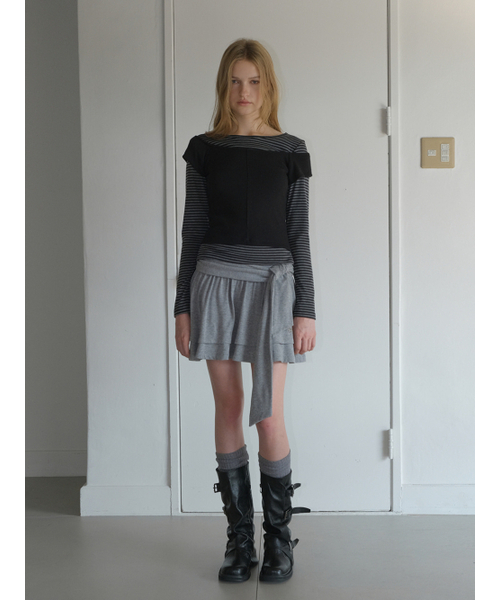 ETMON(エトモン)の「Knotted Frill Mini Skirt, Melange Grey(スカート・レディース・その他・F)」の3枚目の写真
