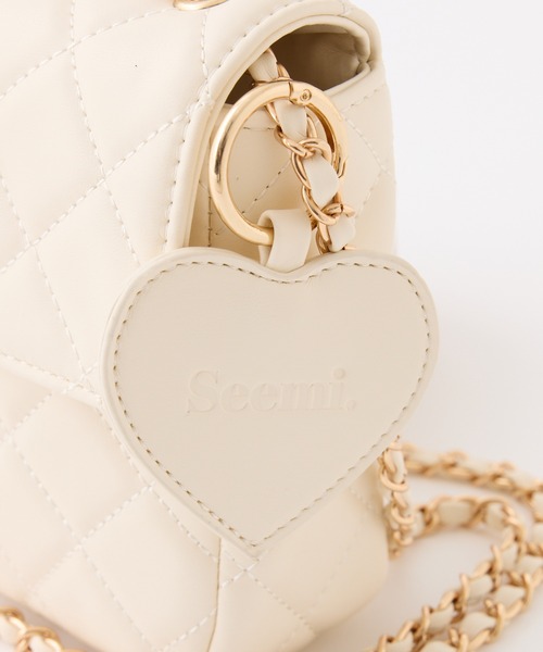 Seemi. byNICECLAUP( シーミーバイナイスクラップ)の「【Seemi.】キルティングミニバッグ(ショルダーバッグ・レディース・アイボリー/ブラック・FREE)」の4枚目の写真