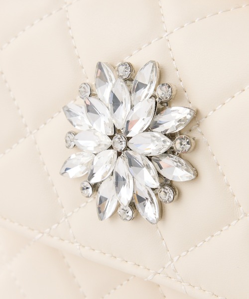 Seemi. byNICECLAUP( シーミーバイナイスクラップ)の「【Seemi.】キルティングミニバッグ(ショルダーバッグ・レディース・アイボリー/ブラック・FREE)」の5枚目の写真