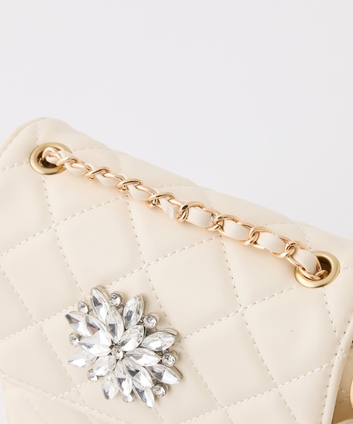 Seemi. byNICECLAUP( シーミーバイナイスクラップ)の「【Seemi.】キルティングミニバッグ(ショルダーバッグ・レディース・アイボリー/ブラック・FREE)」の6枚目の写真