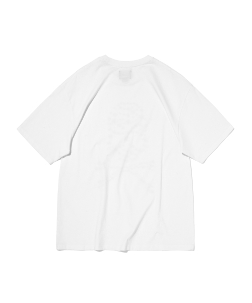 suade（スエード）の「ALBINO SKULL TEE [IVORY]（Tシャツ/カットソー・レディース・その他・LARGE/X-LARGE/MEDIUM）」の2枚目の写真