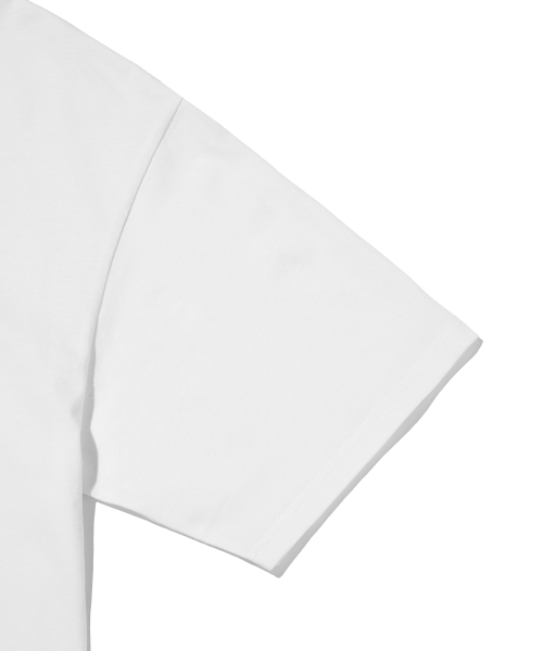 suade（スエード）の「ALBINO SKULL TEE [IVORY]（Tシャツ/カットソー・レディース・その他・LARGE/X-LARGE/MEDIUM）」の5枚目の写真