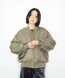 中綿MA-1ジャケット
