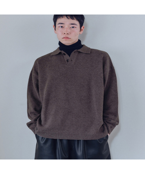 MALEN(マレン)の「ユニセックスニットヘンリーネックシャツブラウン(ニット/セーター・メンズ・ブラウン・X-LARGE/MEDIUM/LARGE)」の1枚目の写真