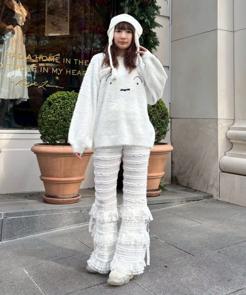 Candy Stripper（キャンディストリッパー）の「【クレヨンしんちゃん】ふわふわ フェイス ニット（ニット/セーター・レディース・オフホワイト/ベージュ/ピンク・FREE）」の13枚目の写真